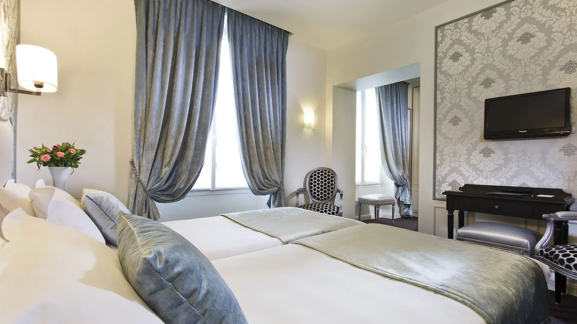 Hotel Saint-Petersbourg Opera & Spa Paris 4*,