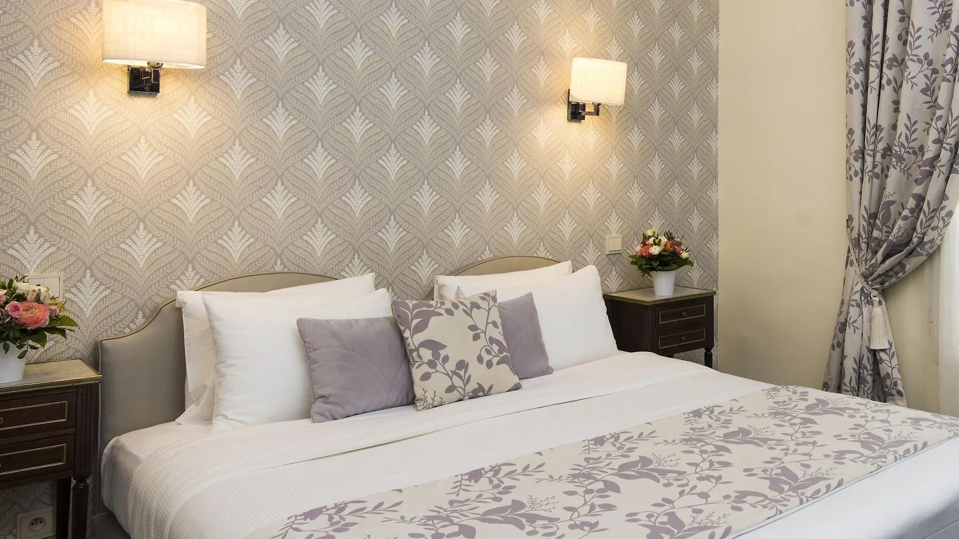 Hotel Saint-Petersbourg Opera & Spa Paris