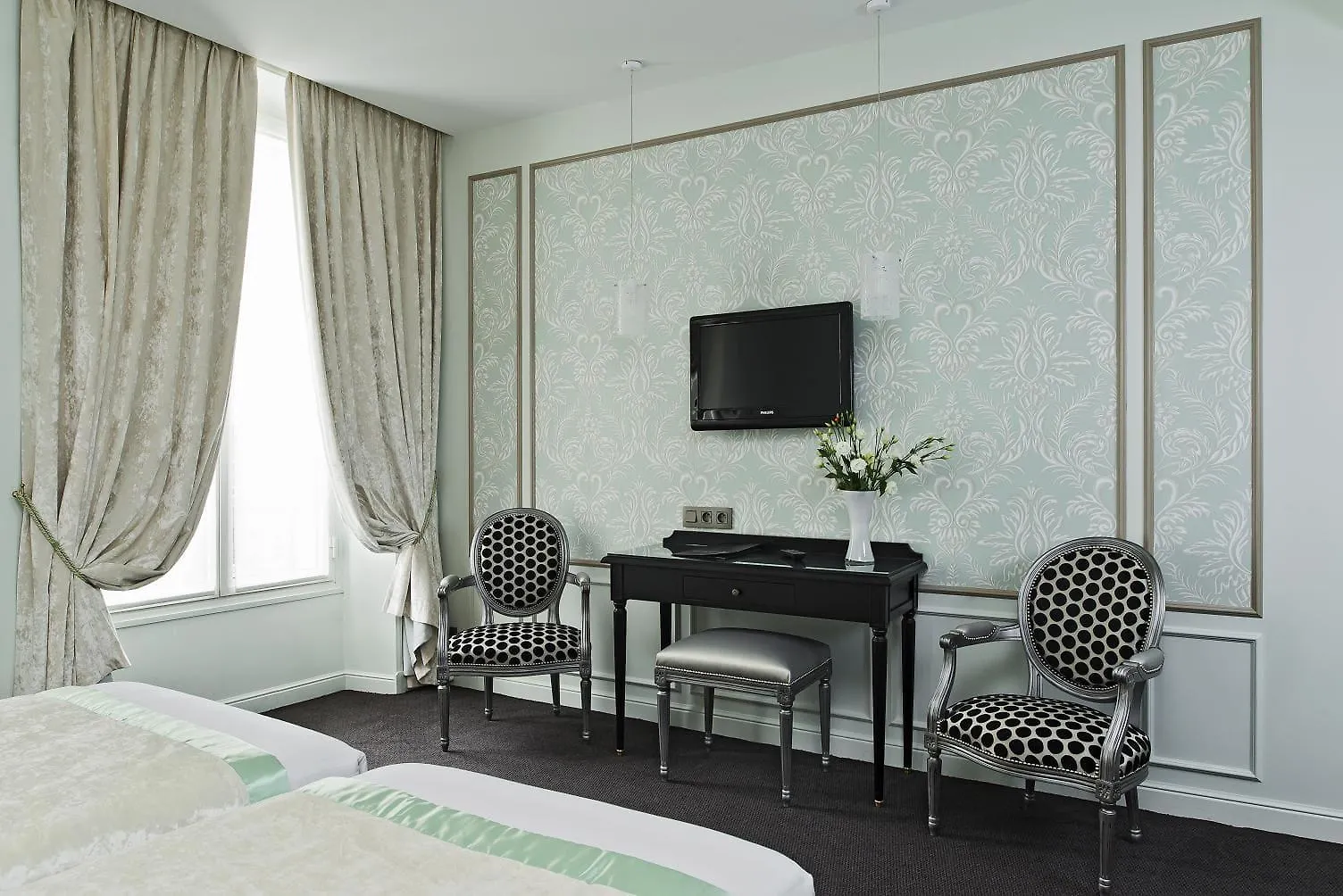Hotel Saint-Petersbourg Opera & Spa Paris France